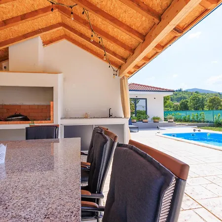 Country Side Mila Vikendica Kricke