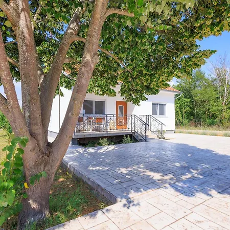 Country Side Mila Vikendica Kricke